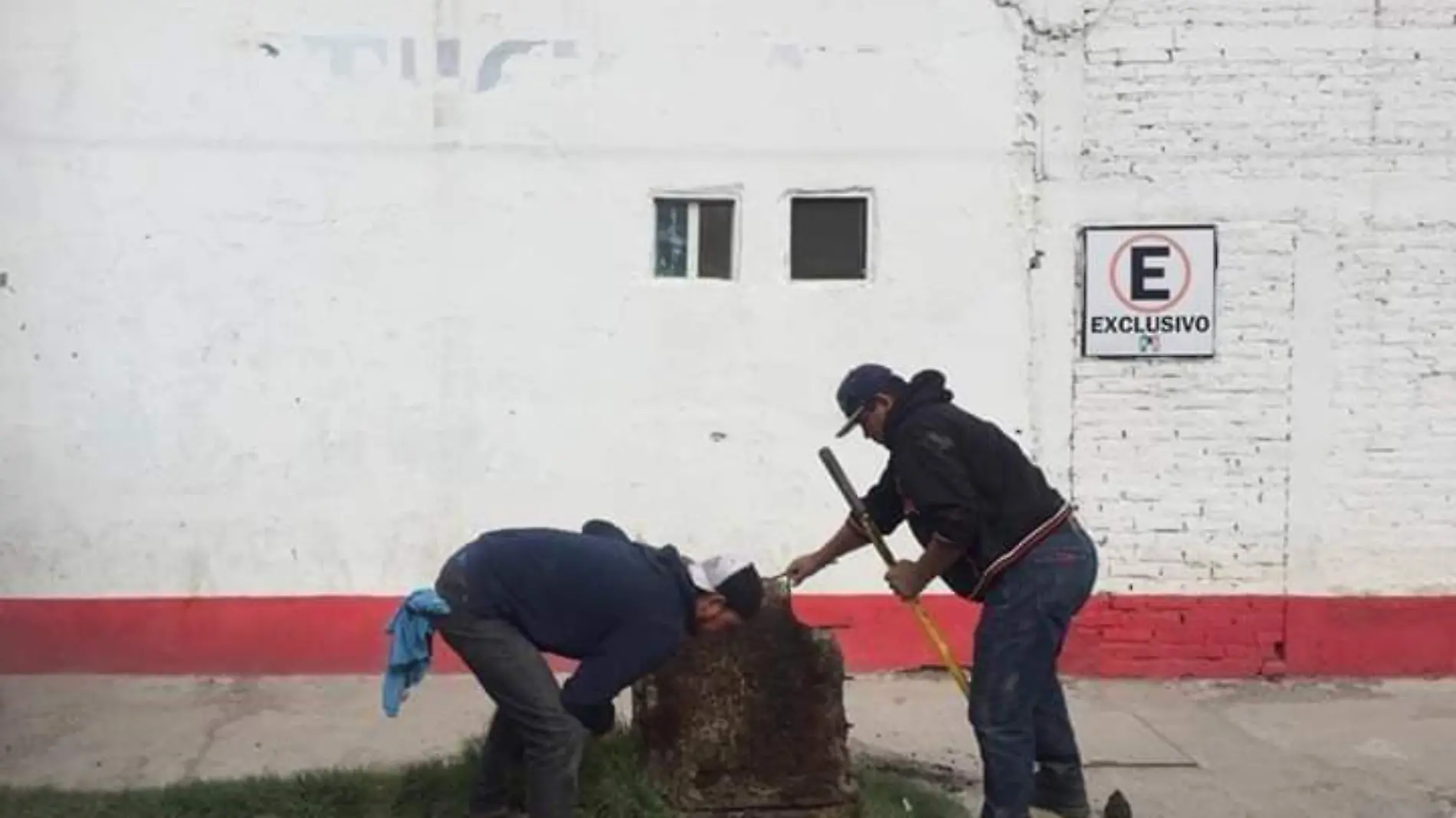 028 CLAUSURA SIMAS OTRA TOMA CLANDESTINA DE AGUA